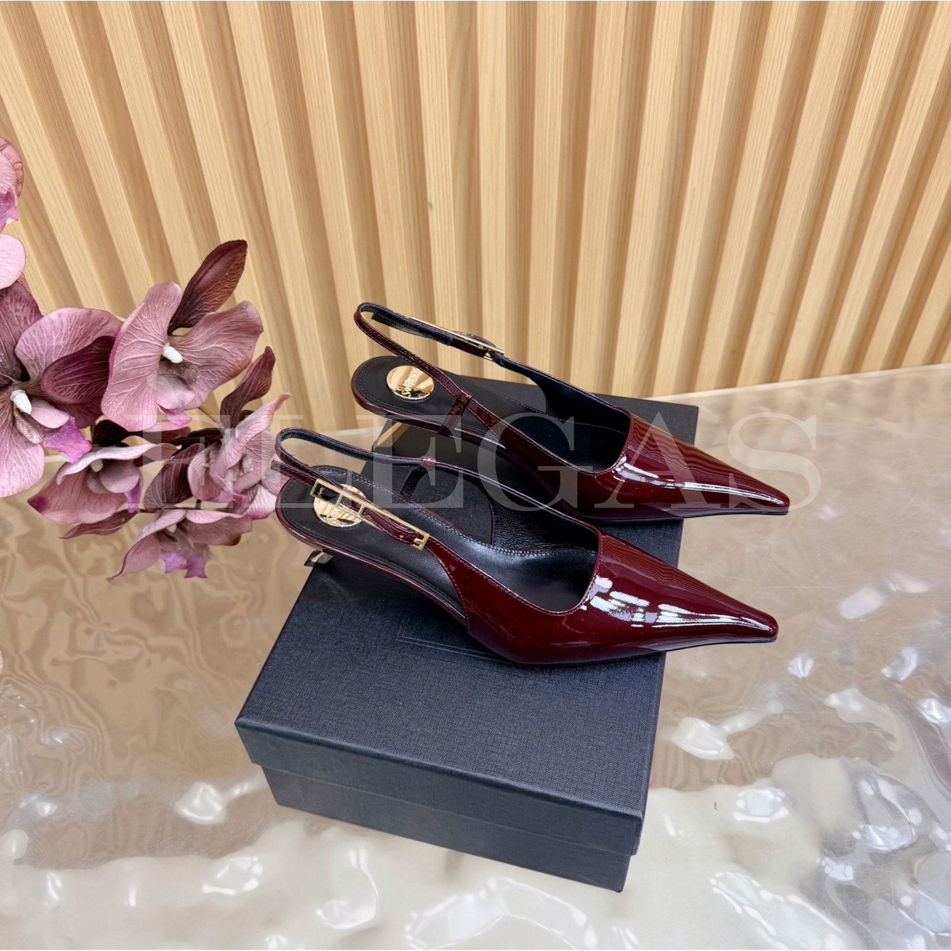 Saint Laurent Heeled Shoes