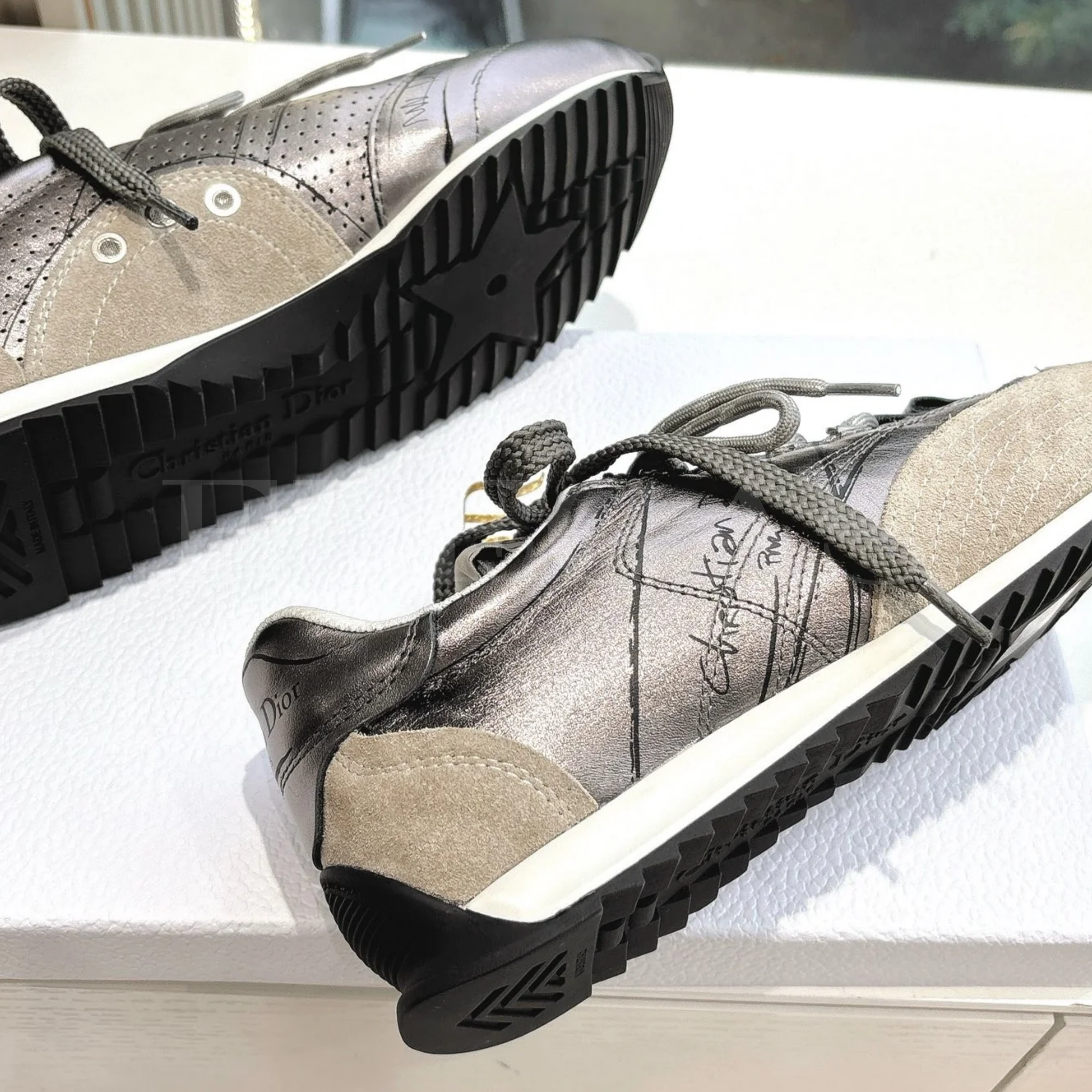 Dior Sneaker