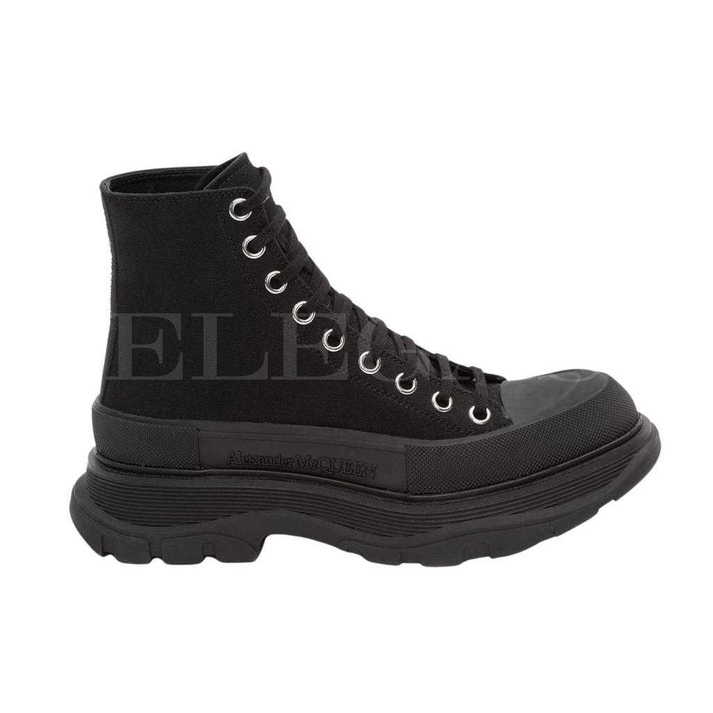 Alexander McQueen Tread Slick Boot in Black
