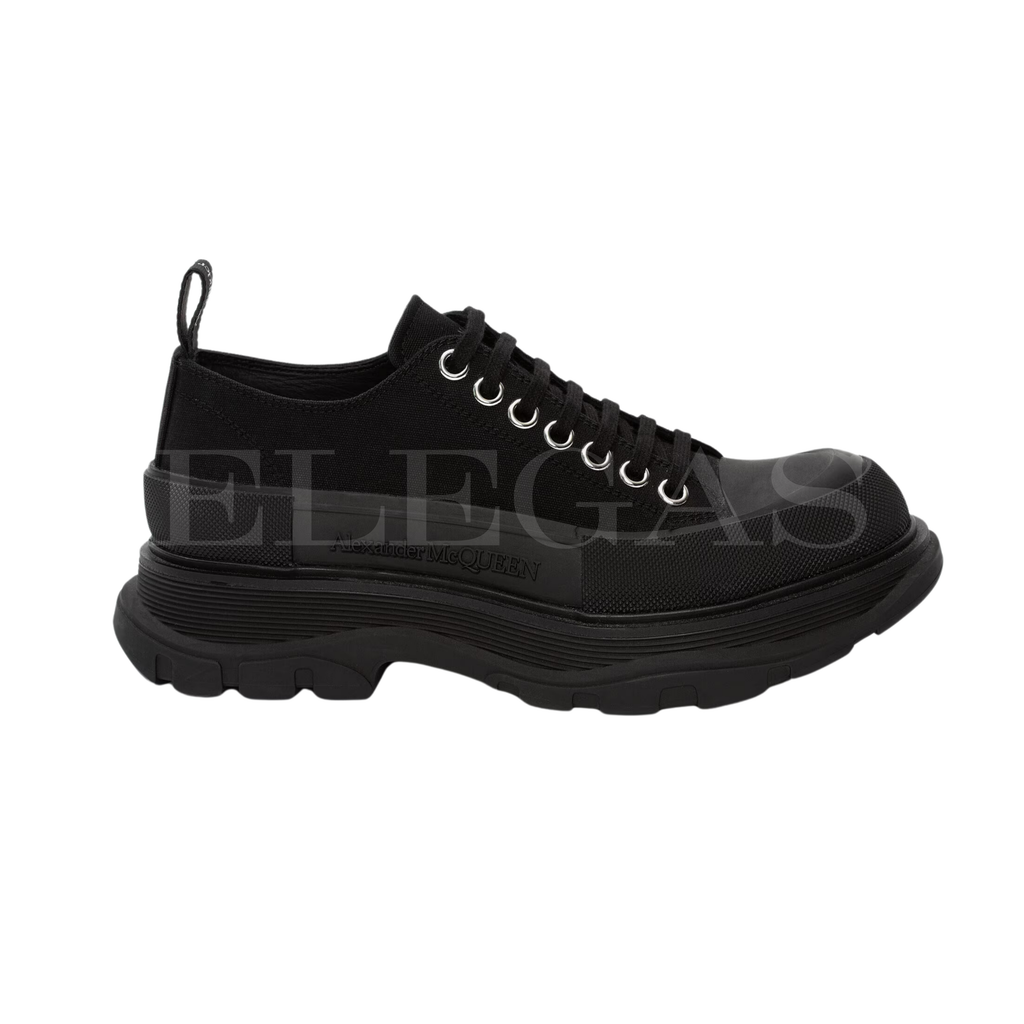 Alexander McQueen Tread Slick Lace Up in Black