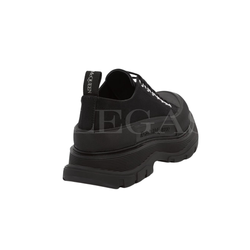 Alexander McQueen Tread Slick Lace Up in Black