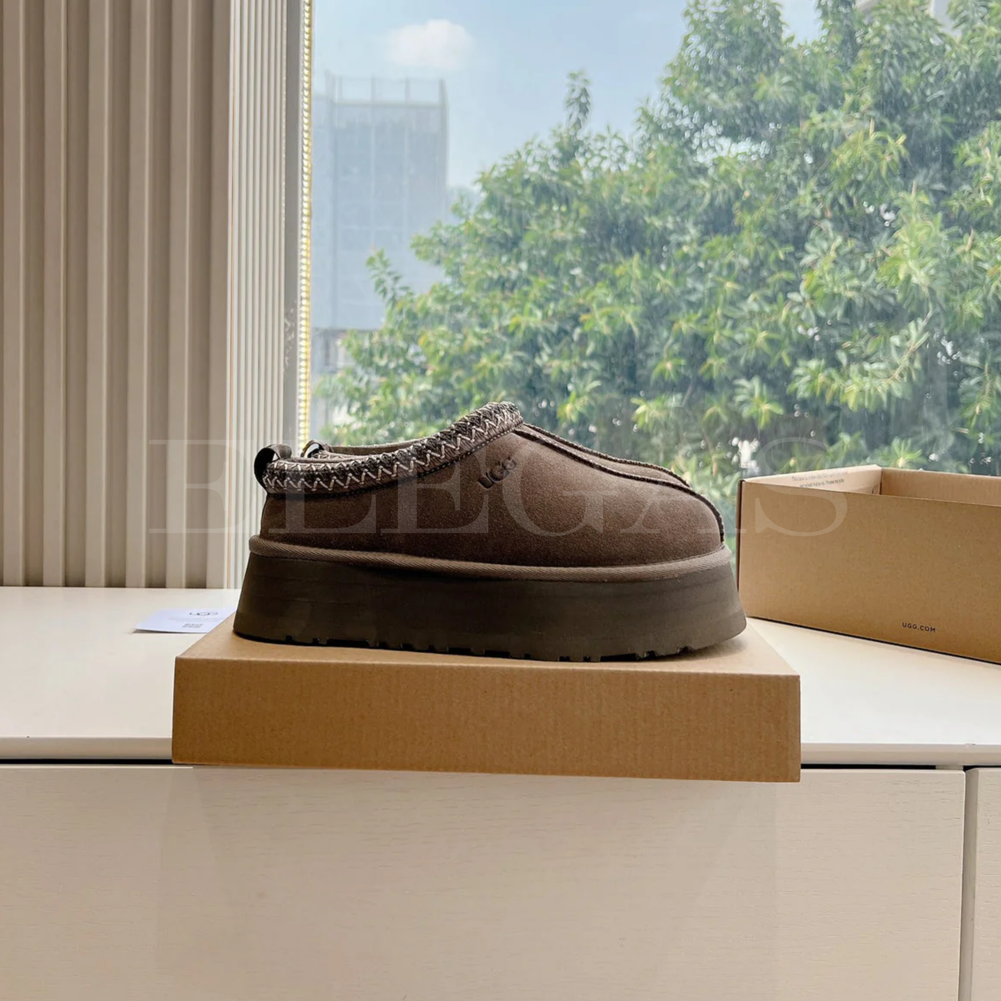 Ugg Slipper