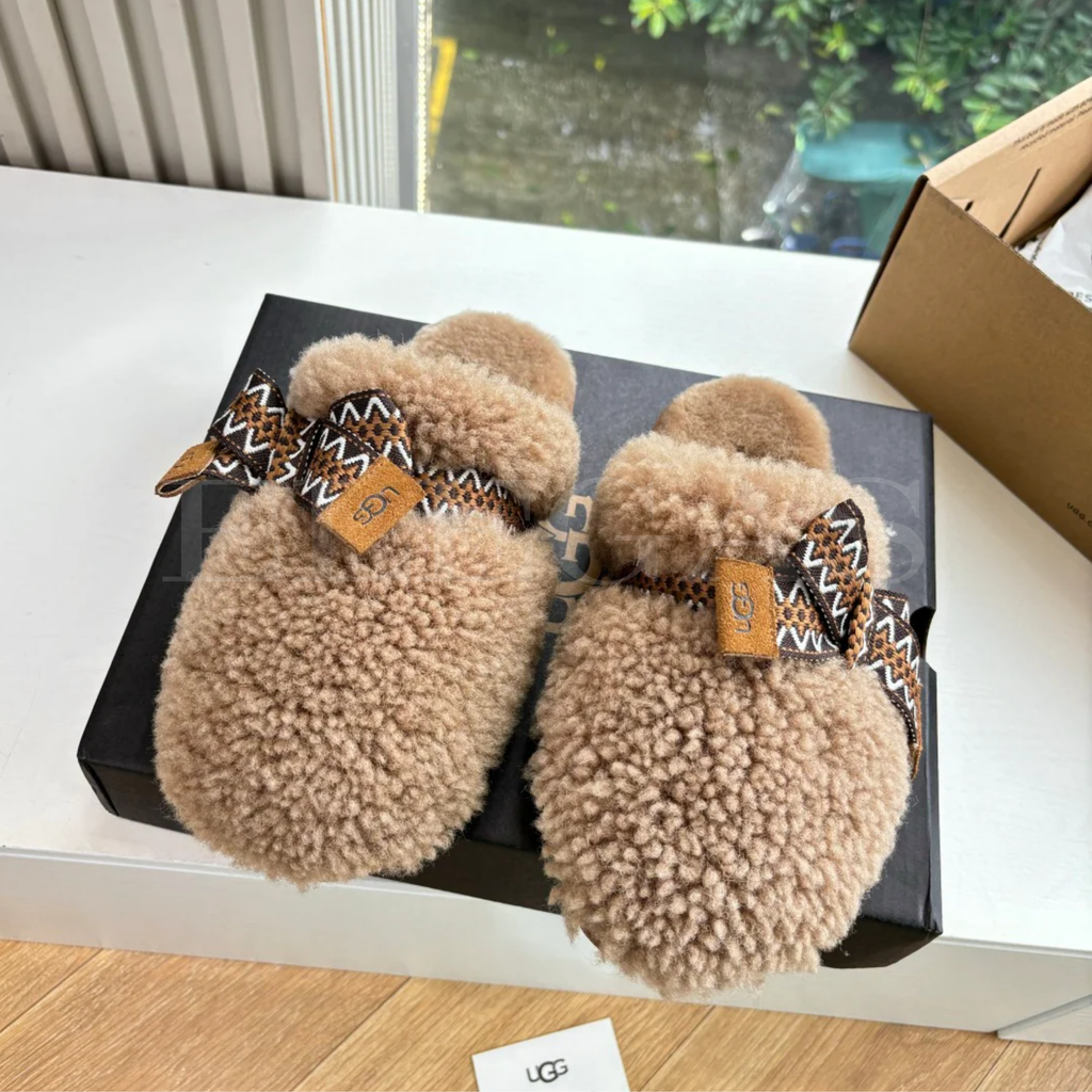 Ugg Slipper