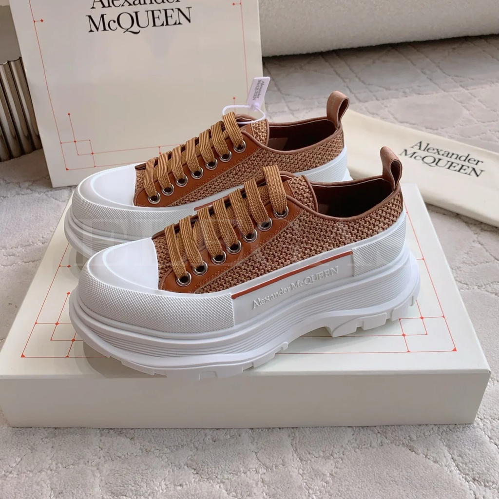 Alexander McQueen Sneaker
