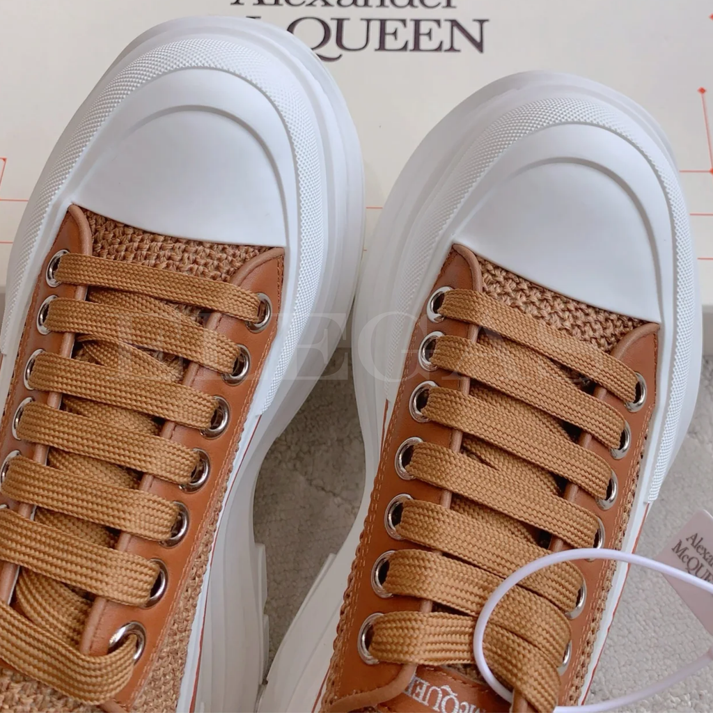 Alexander McQueen Sneaker